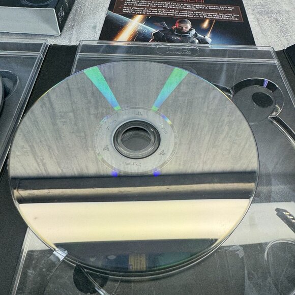 Mass Effect Trilogy Sony PlayStation 3 PS3 Complete CIB Tested Excellent - Picture 2 of 12